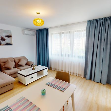 Le Blanc Aparthotel Bukares Bagian luar foto