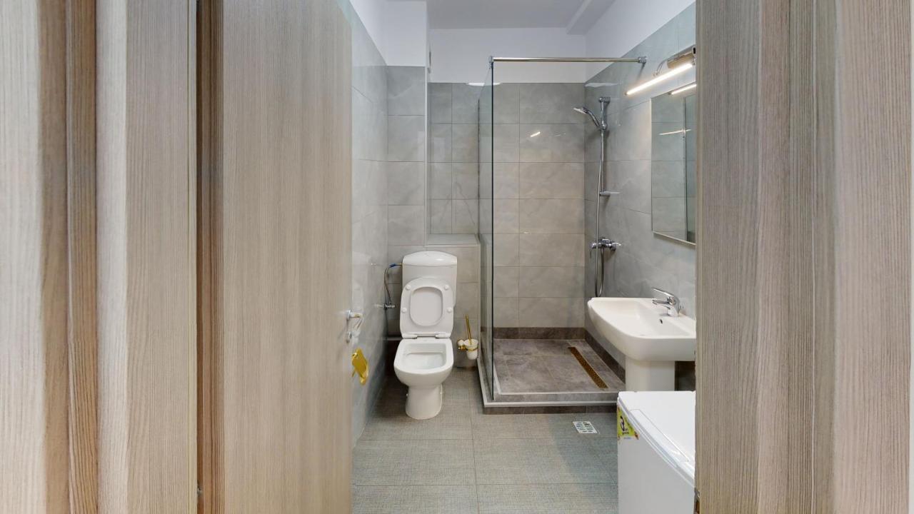 Le Blanc Aparthotel Bukares Bagian luar foto