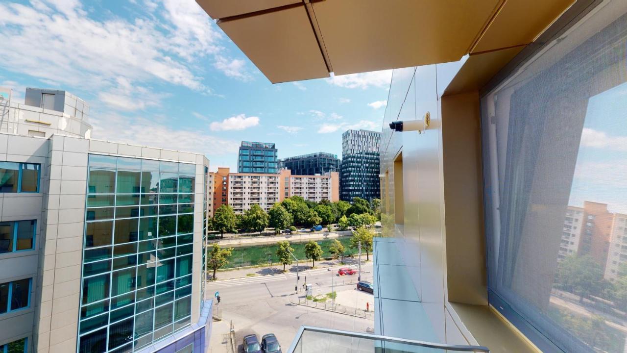 Le Blanc Aparthotel Bukares Bagian luar foto